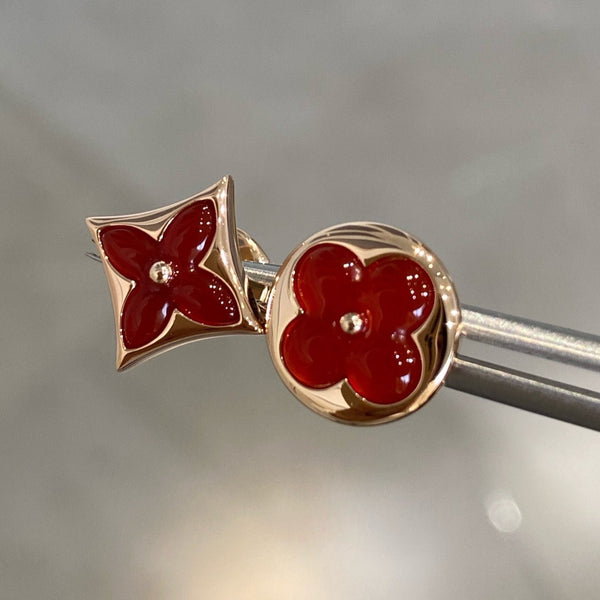 ˇGilded EraˇSTAR AND SUN PINK GOLD CARNELIAN STUD EARRINGS
