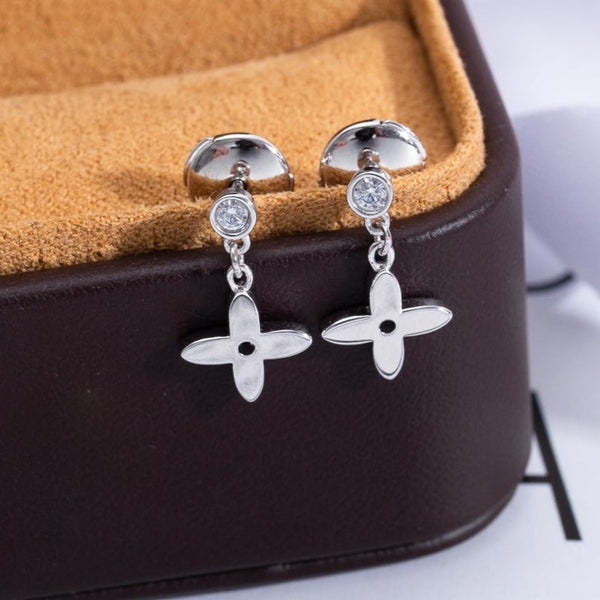 ˇGilded EraˇVIDYLLE SILVER DIAMOND MINI DROP EARRINGS