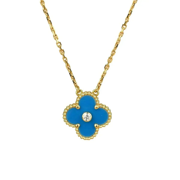 ˇGilded EraˇCLOVER 15MM DIAMOND AND BLUE AGATE NECKLACE