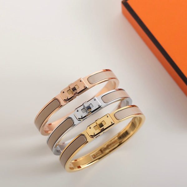 ˇGilded EraˇHM KELLY GREY BRACELET