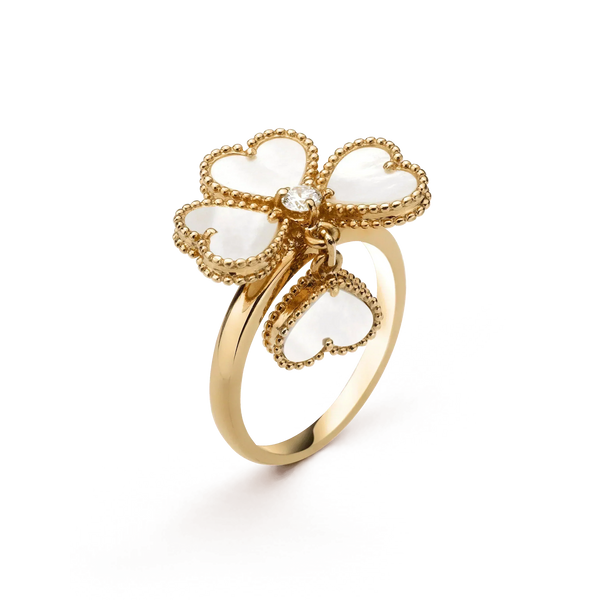 ˇGilded EraˇSWEET CLOVER WHITE MOP RING