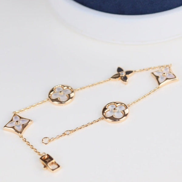 ˇGilded EraˇLEAF CLOVER BRACELET