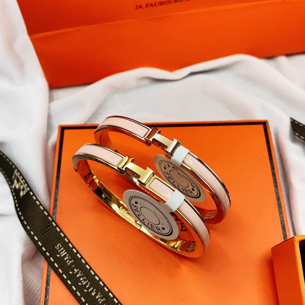 ˇGilded EraˇCLASSIC HM CLIC  PINK 8MM ENAMEL BRACELET