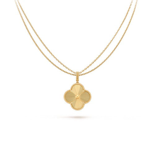 ˇGilded EraˇCLOVER 25MM PEDANT NECKLACE GOLD