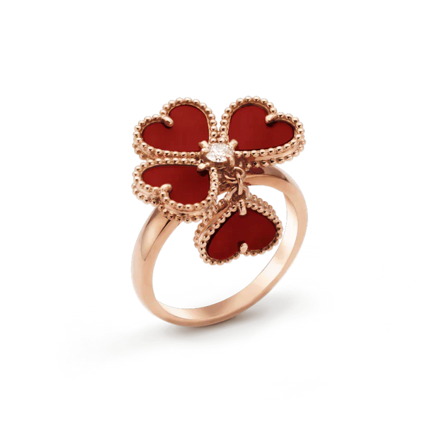 ˇGilded EraˇSWEET CLOVER CARNELIAN RING